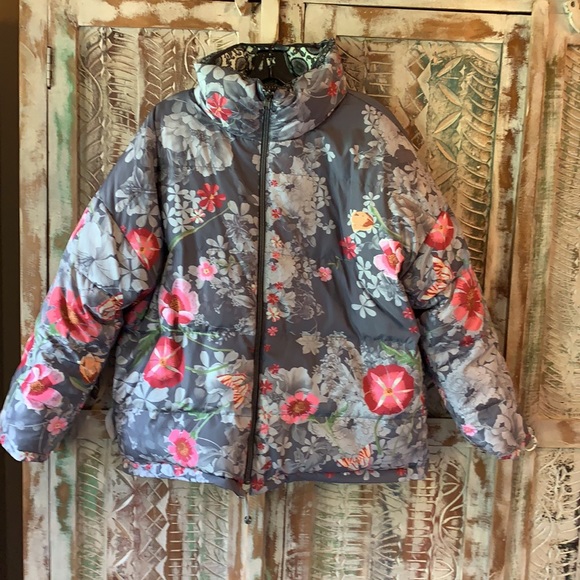 Johnny Was Jackets & Blazers - Johnny Was Lindana Reversible Puffer Jacket